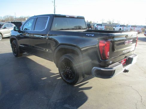 Certified 2022 GMC Sierra 1500 SLT image 8