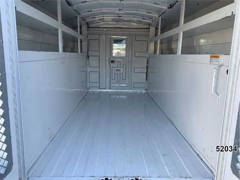 Used 2017 Ford Transit 350 138 image 9