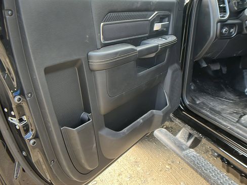New 2025 RAM 5500 4x4 Regular Cab image 14
