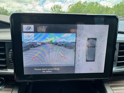 Used 2020 Ford Explorer Limited w/ Class III Trailer Tow Package AWD/4WD image 8