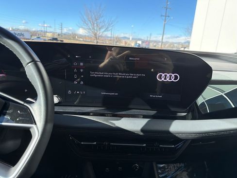 Used 2025 Audi Q6 e-tron Premium Plus w/ Premium Plus image 18