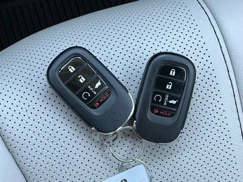 Certified 2026 Honda Pilot Elite image 24