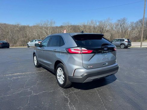 Used 2024 Ford Edge SEL w/ Convenience Package image 5