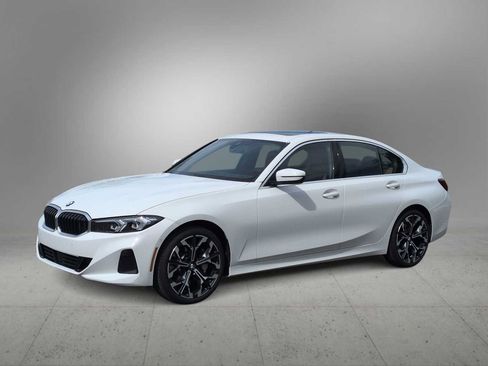 New 2025 BMW 330i xDrive Sedan w/ Premium Package AWD/4WD image 4