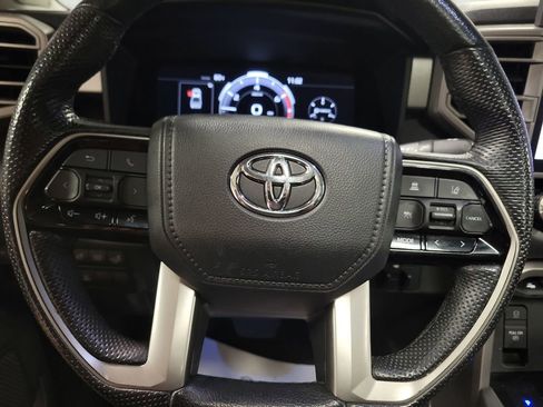 Used 2024 Toyota Tundra Limited AWD/4WD image 19