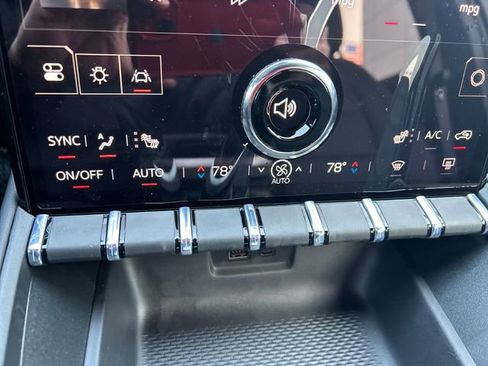 New 2026 GMC Terrain Elevation w/ Elevation Premium Package image 20