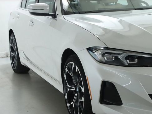 Certified 2025 BMW 330i xDrive Sedan w/ Premium Package image 8