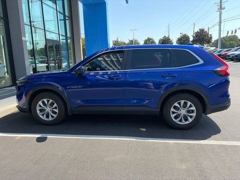 Used 2025 Honda CR-V LX image 2
