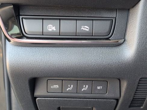 Used 2025 MAZDA CX-30 AWD 2.5 S w/ Premium Package image 19