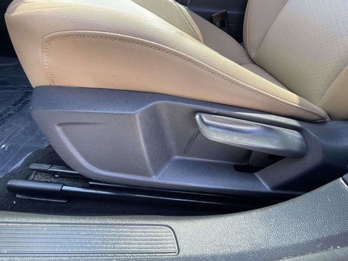 Used 2019 Volkswagen Jetta SE FWD image 16