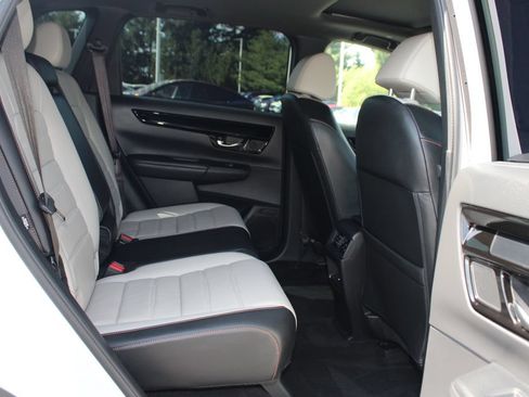 Used 2024 Honda CR-V Sport Touring image 12