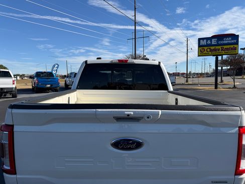 Used 2021 Ford F150 Lariat w/ Equipment Group 502A High image 4