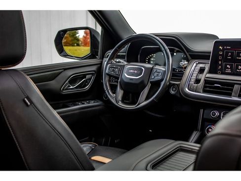 Used 2022 GMC Yukon AT4 w/ Technology Package image 42
