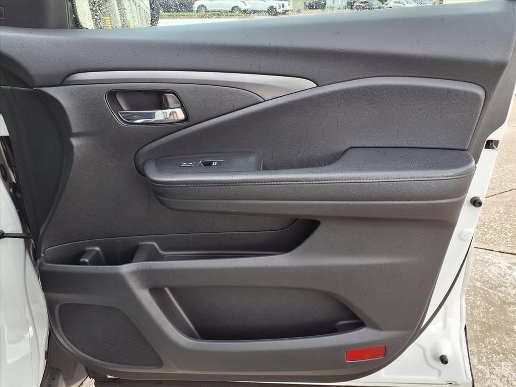 Used 2021 Honda Passport EX-L image 11