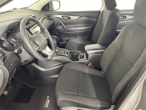 Used 2017 Nissan Rogue Sport S w/ S Appearance Package image 2