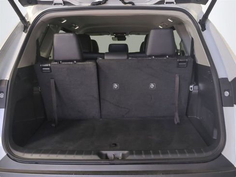 Used 2024 Toyota Grand Highlander XLE FWD image 14