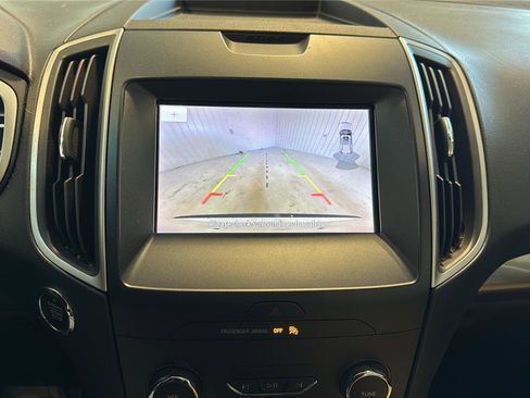 Used 2020 Ford Edge SEL w/ Convenience Package image 19