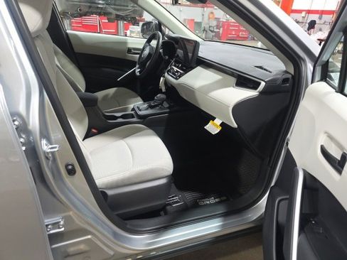 New 2026 Toyota Corolla Cross L image 10