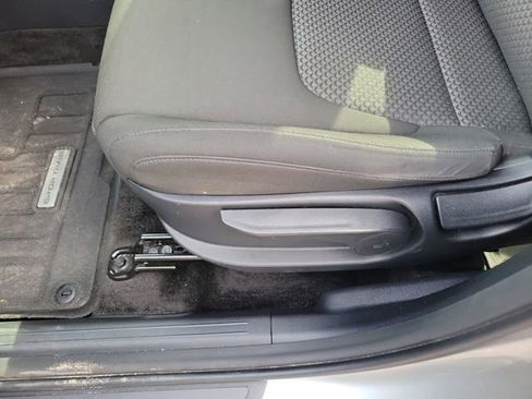 Used 2025 Kia Sportage LX FWD image 14