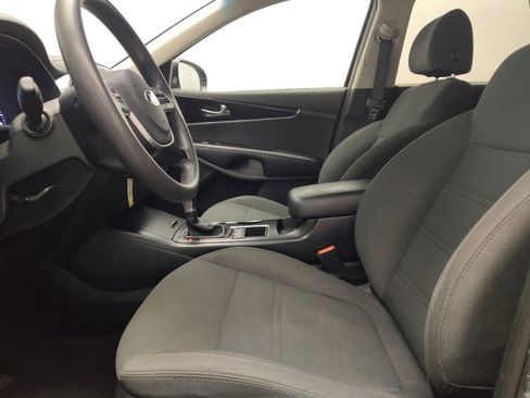 Used 2020 Kia Sorento AWD V6 image 17