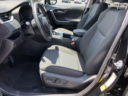 Certified 2025 Toyota RAV4 XLE w/ Convenience Package FWD image 13