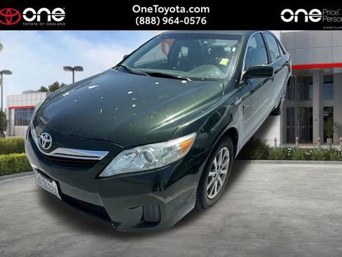 Used 2010 Toyota Camry Hybrid FWD image 1