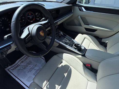 Certified 2021 Porsche 911 Carrera RWD image 4