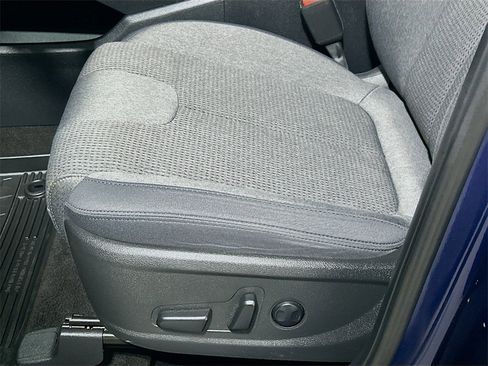 Used 2023 Hyundai Santa Fe SEL image 17