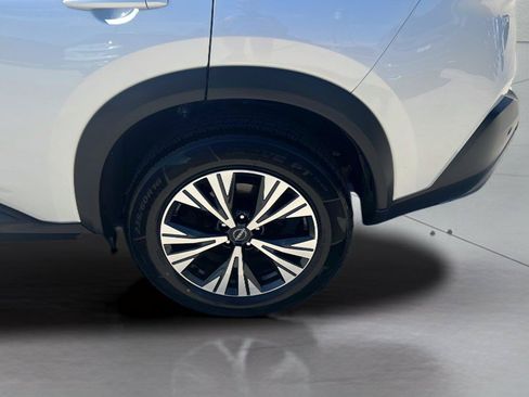 Used 2023 Nissan Rogue SV FWD image 23