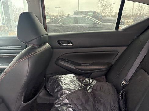 Used 2019 Nissan Altima 2.5 SR image 17