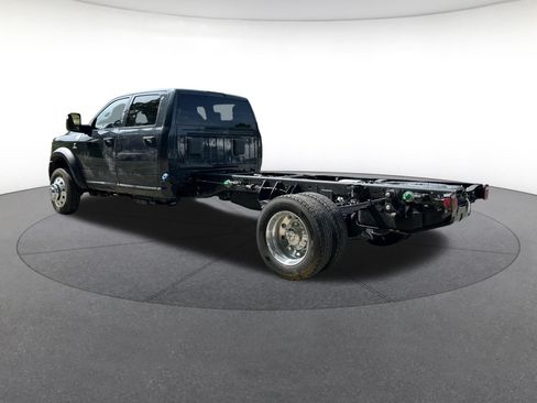 New 2026 RAM 5500 Tradesman AWD/4WD image 3