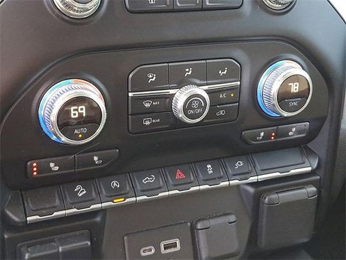 Used 2019 GMC Sierra 1500 Elevation w/ Elevation Value Package image 15