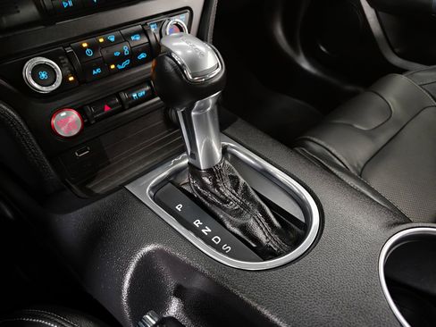 Used 2020 Ford Mustang GT w/ Black Accent Package image 32