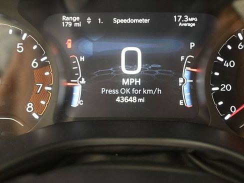 Used 2025 Jeep Compass Limited AWD/4WD image 24