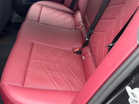 Used 2026 BMW 530i xDrive image 44