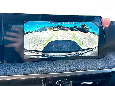 New 2026 Nissan Kicks SV w/ Charging Package image 22