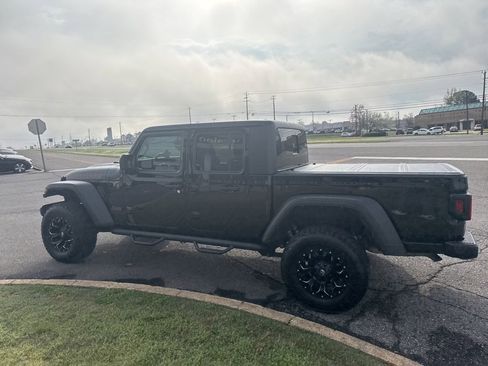 Used 2021 Jeep Gladiator Mojave w/ Trailer Tow Package image 11