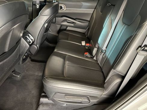 Used 2022 Kia Sorento S w/ Panoramic Sunroof Package AWD/4WD image 21