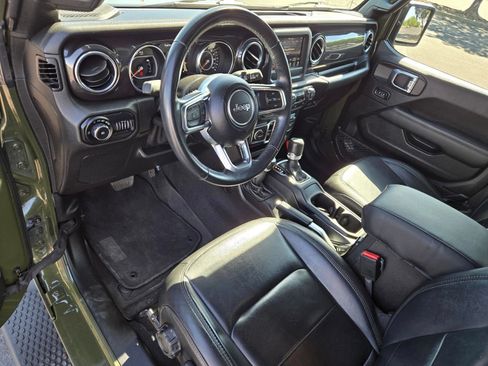 Used 2021 Jeep Wrangler Unlimited Sahara AWD/4WD image 17
