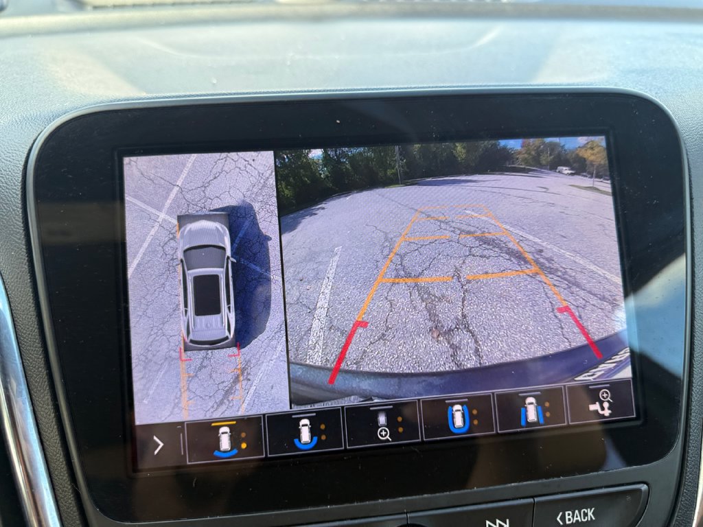 Used 2020 Chevrolet Equinox Premier FWD image 18