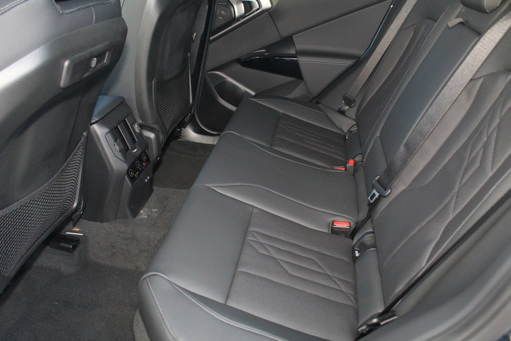 Used 2026 BMW X3 xDrive30i w/ Convenience Package AWD/4WD image 21