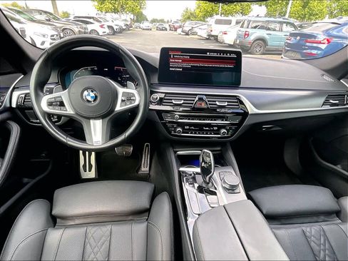 Used 2023 BMW 530i w/ M Sport Package image 16
