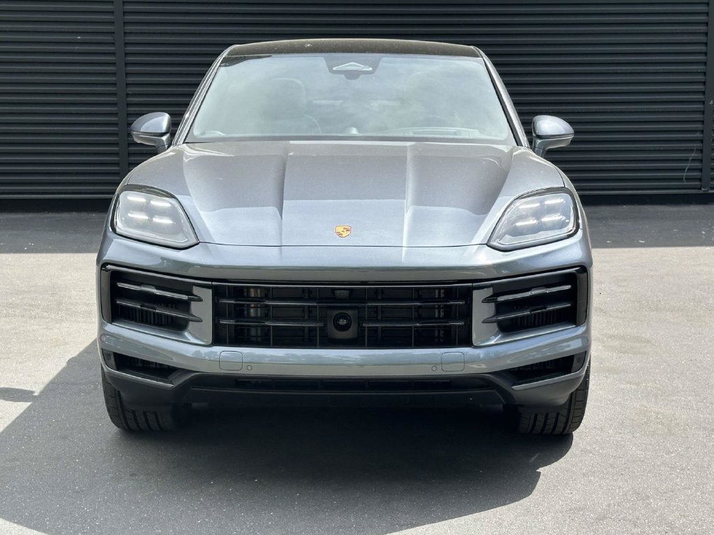Used 2026 Porsche Cayenne Coupe AWD/4WD image 8
