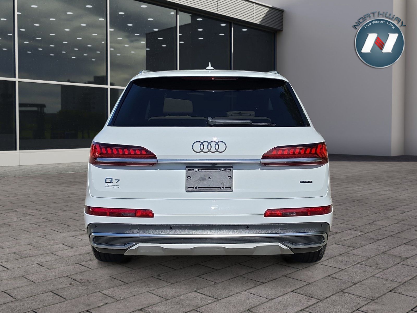 Used 2022 Audi Q7 2.0T Premium Plus w/ Premium Plus Package AWD/4WD image 4