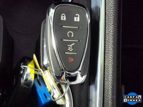 Used 2018 Chevrolet Traverse RS image 29