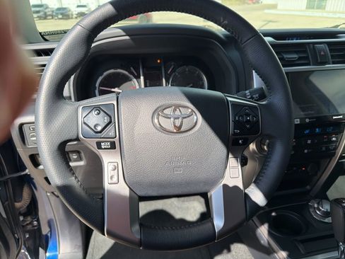 Used 2022 Toyota 4Runner Limited image 13