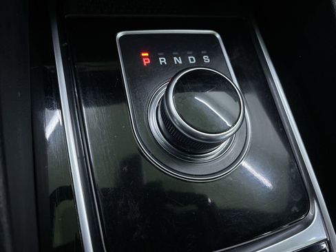 Used 2018 Jaguar F-PACE S image 26