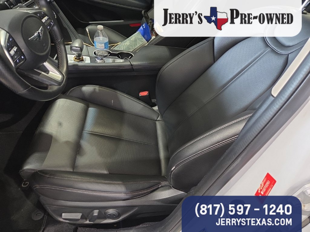 Used 2022 Genesis G70 2.0T RWD image 7