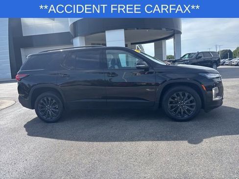 Used 2023 Chevrolet Traverse RS image 15