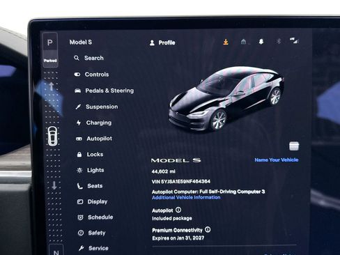 Used 2022 Tesla Model S image 38